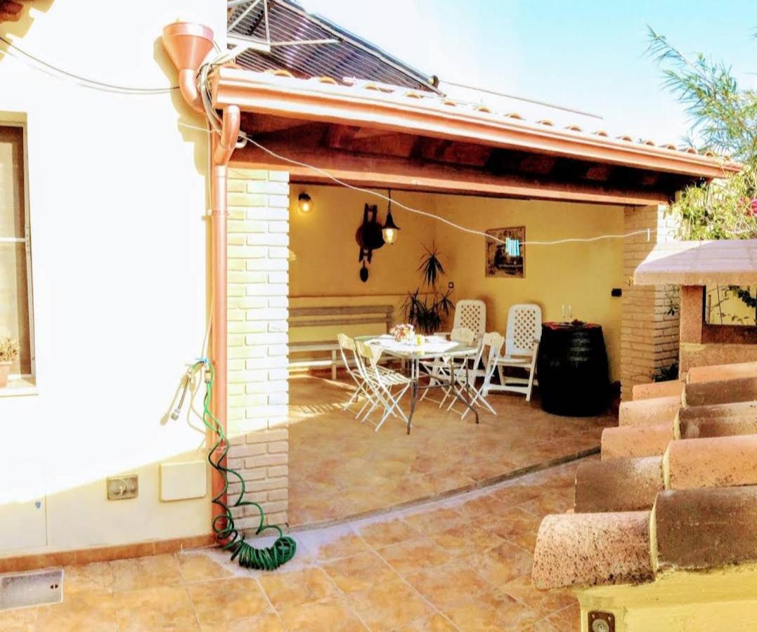 B&B Su Frori Arrubiu Teulada Exteriör bild